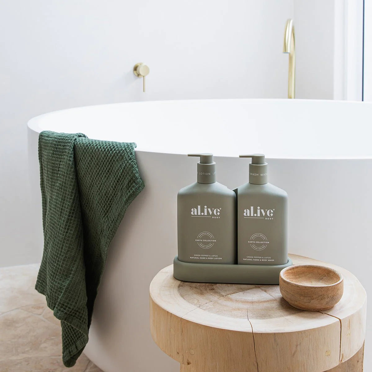 Wash & Lotion Duo + Tray | Green Pepper & Lotus